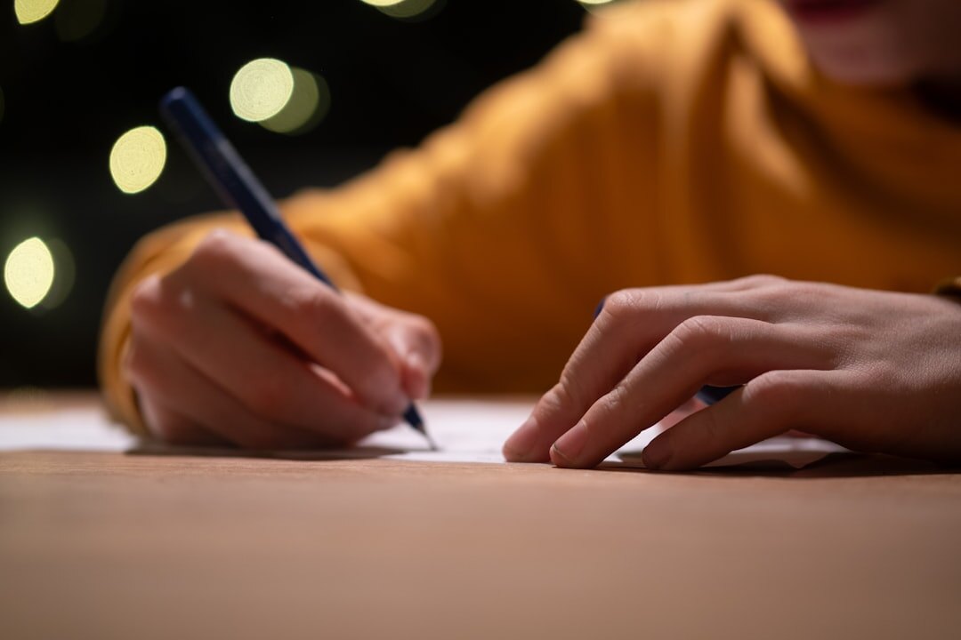 hand writing notes
